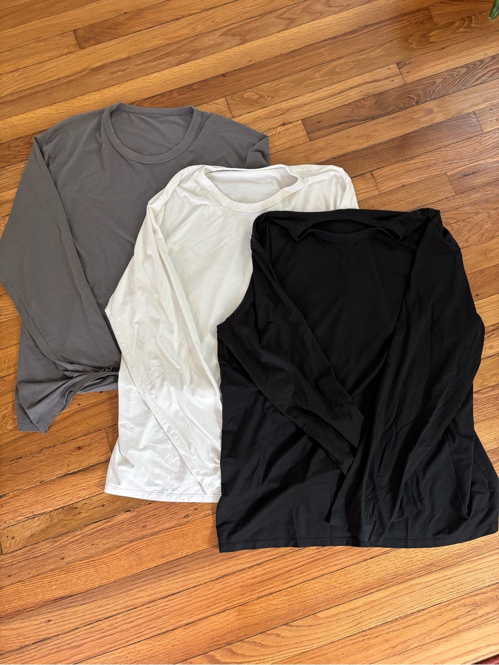 Lululemon athletica Men’s Long Sleeve Crew Tops - Black, White, Gray